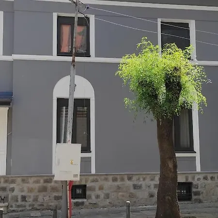 A Lovely 2 Bedroom In The Heart Of Szófia